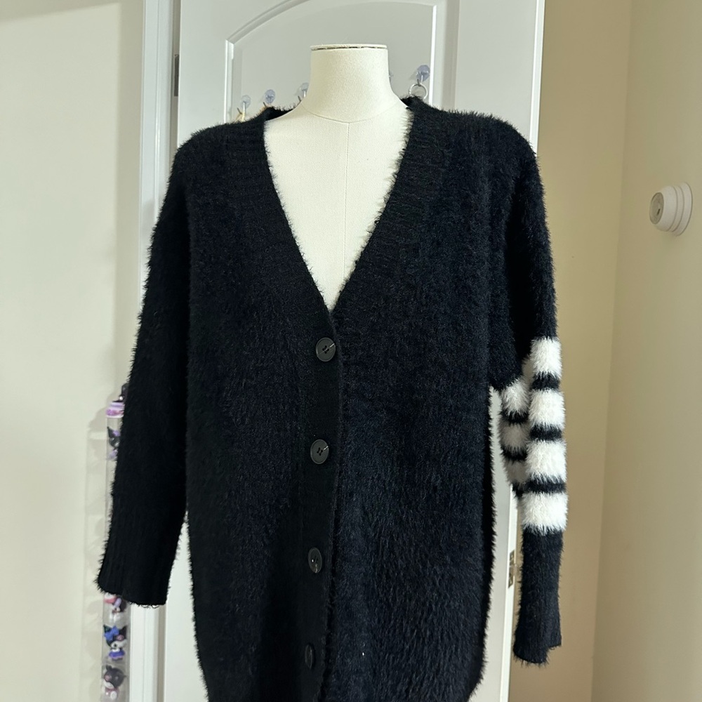 Elegant Black Cardigan with White Stripes